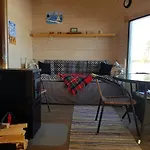 Eraemaajaerven Rannalla Taivalkoskella Villa Jokijärvi