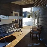Eraemaajaerven Rannalla Taivalkoskella Villa Jokijärvi