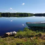 Villa Eraemaajaerven Rannalla Taivalkoskella