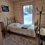 Eraemaajaerven Rannalla Taivalkoskella Villa *