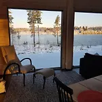 Villa Eraemaajaerven Rannalla Taivalkoskella Jokijärvi