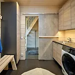 Villa Eraemaajaerven Rannalla Taivalkoskella *