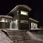 Eraemaajaerven Rannalla Taivalkoskella
