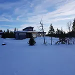 Villa Eraemaajaerven Rannalla Taivalkoskella