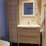 Eraemaajaerven Rannalla Taivalkoskella Villa