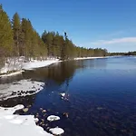 Eraemaajaerven Rannalla Taivalkoskella *