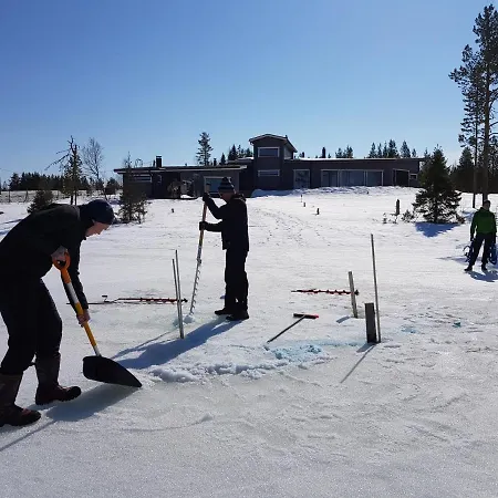 Huvila Eraemaajaerven Rannalla Taivalkoskella * Jokijärvi