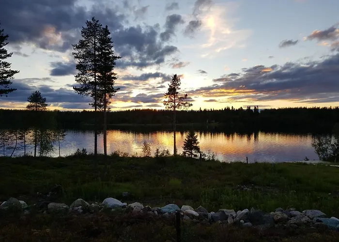 Eraemaajaerven Rannalla Taivalkoskella *