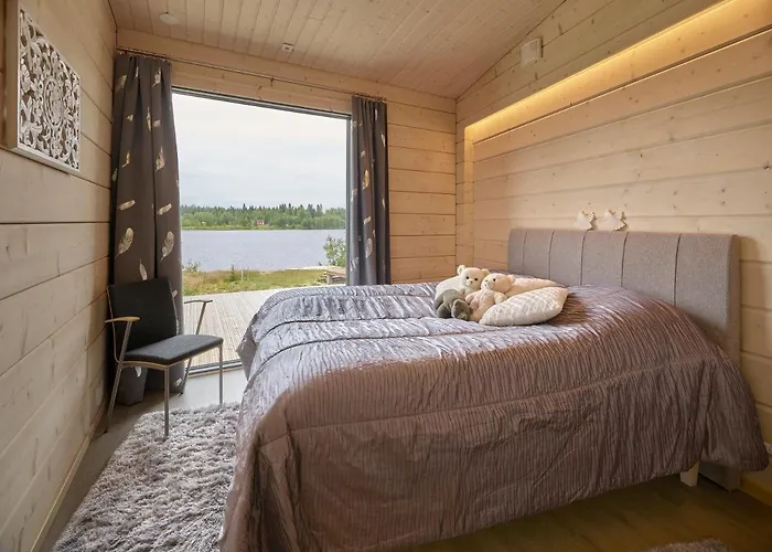 Eraemaajaerven Rannalla Taivalkoskella Вилла Йокиярви