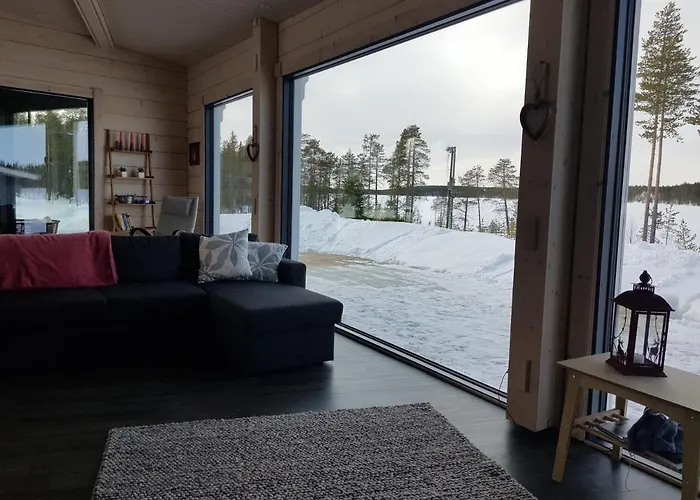 Eraemaajaerven Rannalla Taivalkoskella Вилла Йокиярви